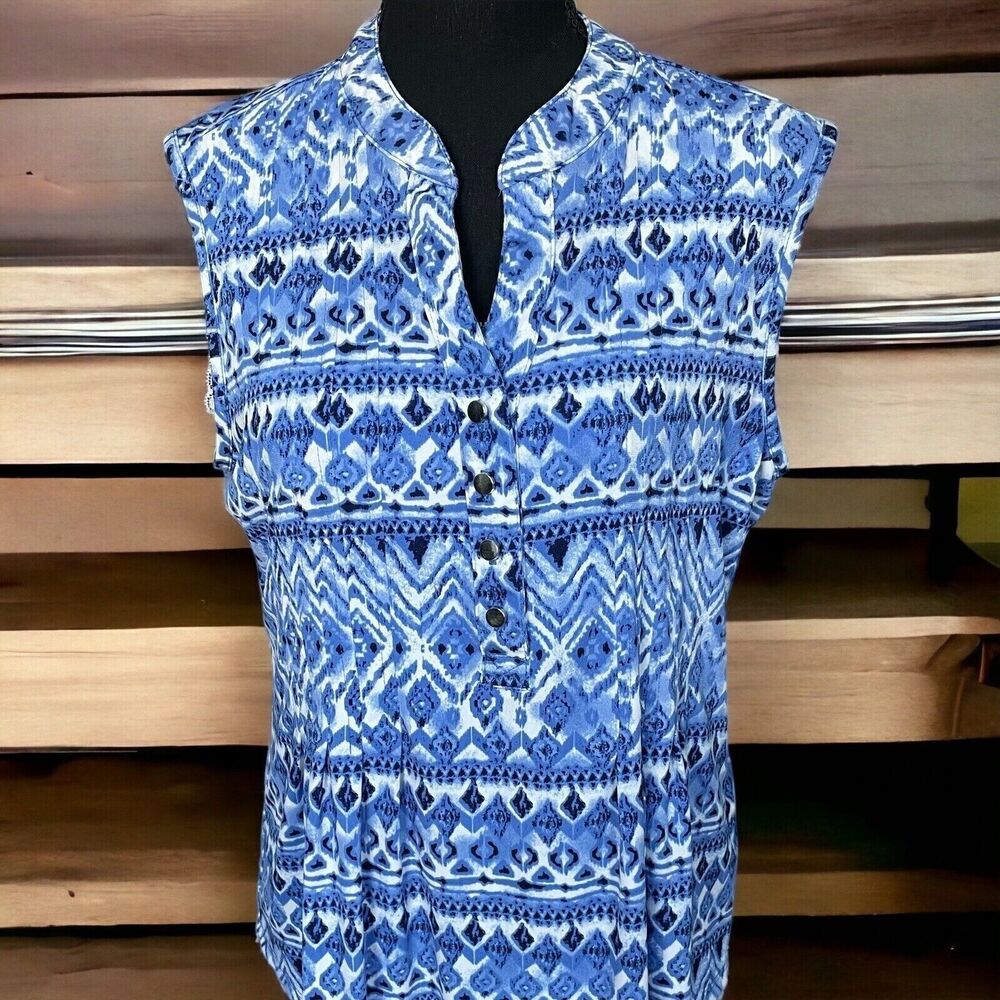 db stablished multicolor woman shirt sz L
